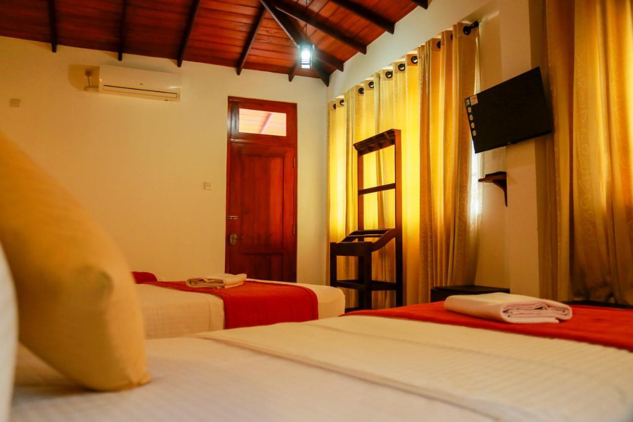 Queens Lodge كاندي المظهر الخارجي الصورة