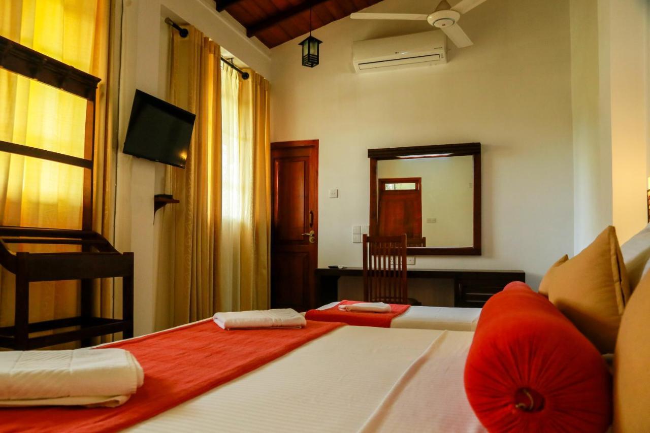 Queens Lodge كاندي المظهر الخارجي الصورة