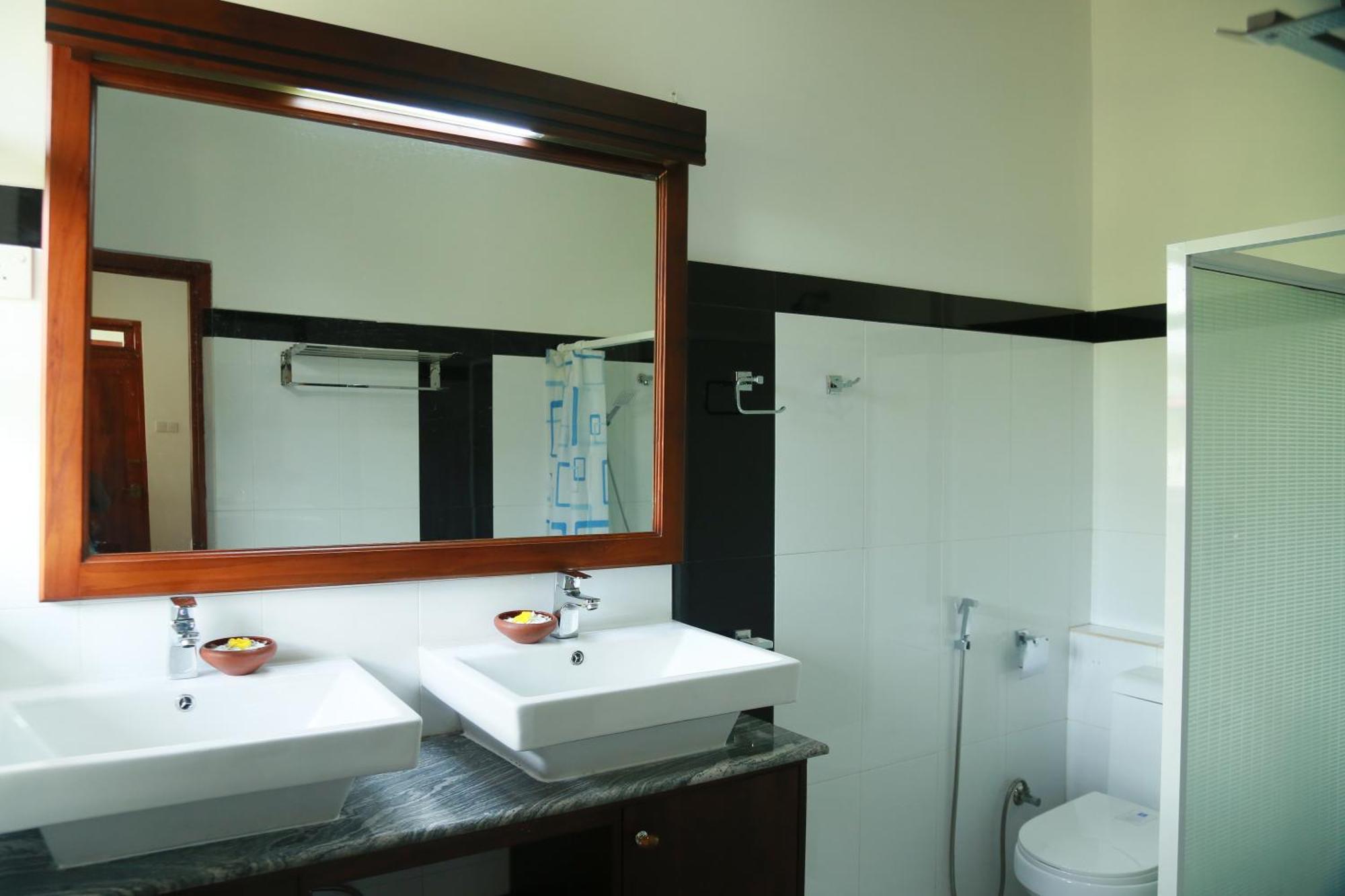 Queens Lodge كاندي المظهر الخارجي الصورة