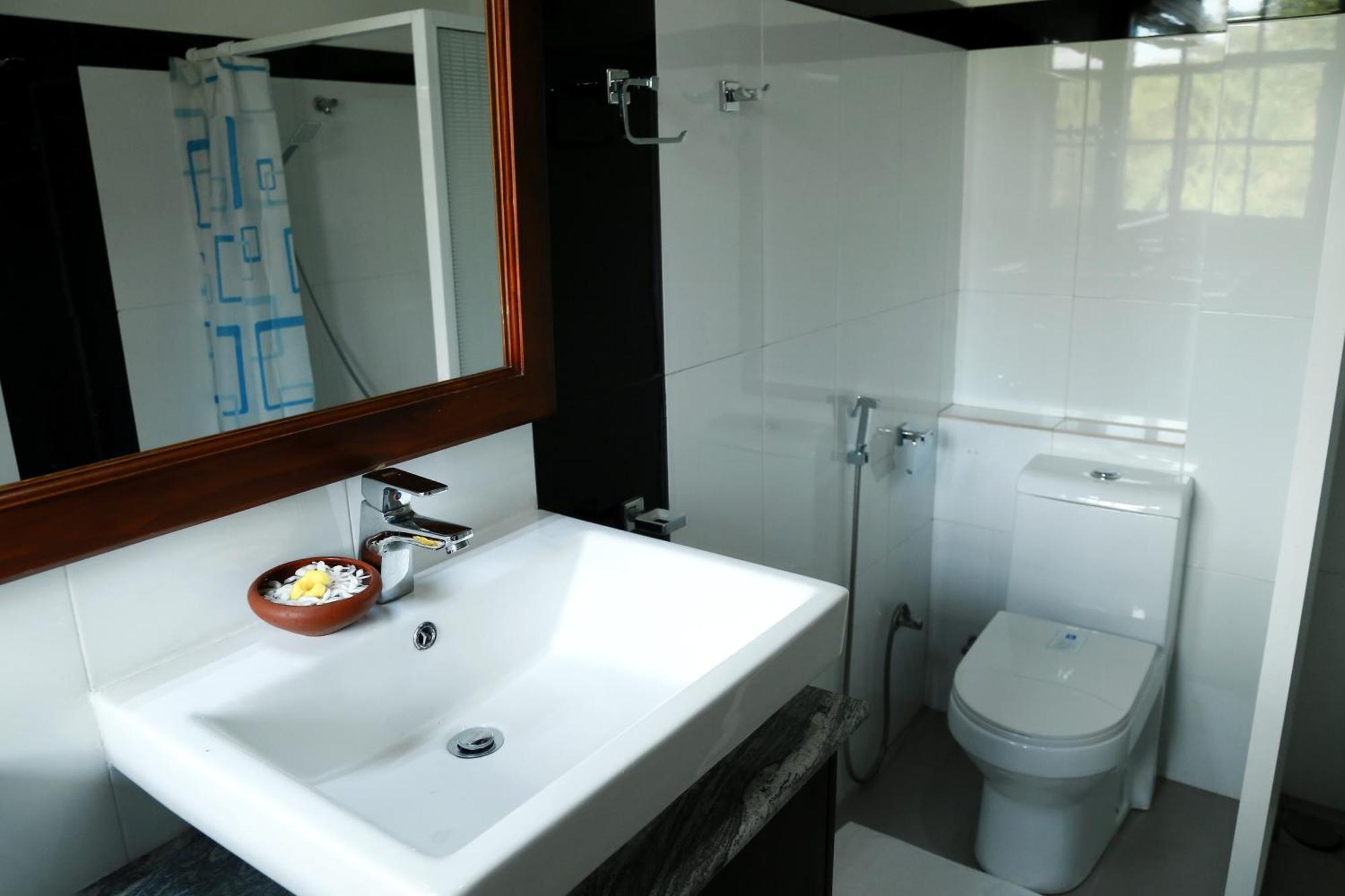 Queens Lodge كاندي المظهر الخارجي الصورة